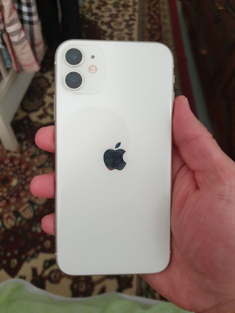 Iphone 11 white KHA