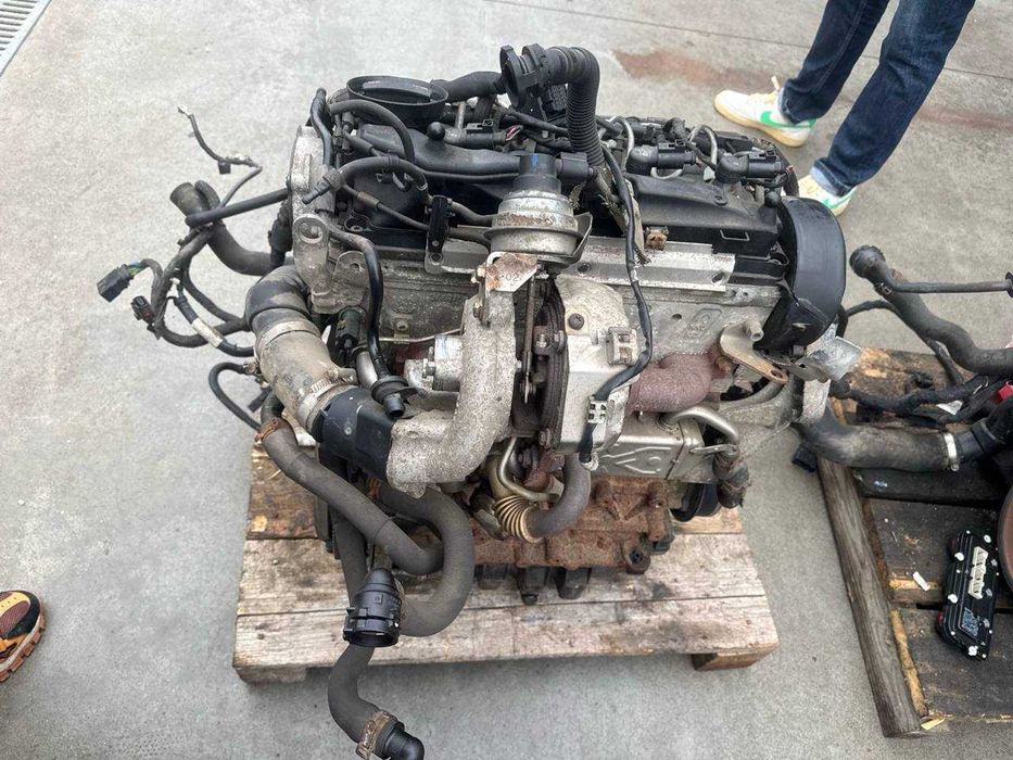 Motor complet fara anexe VW Seat Skoda Audi 1.6 TDI CAY