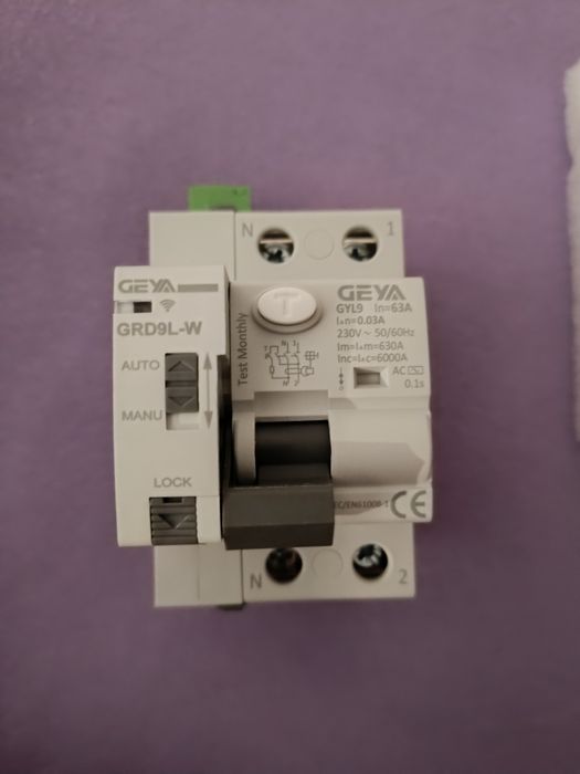 Întrerupător diferențial trifazic și monofazic