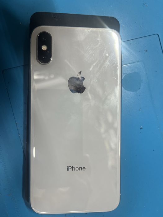 айфон 10 64 память фейс не работает