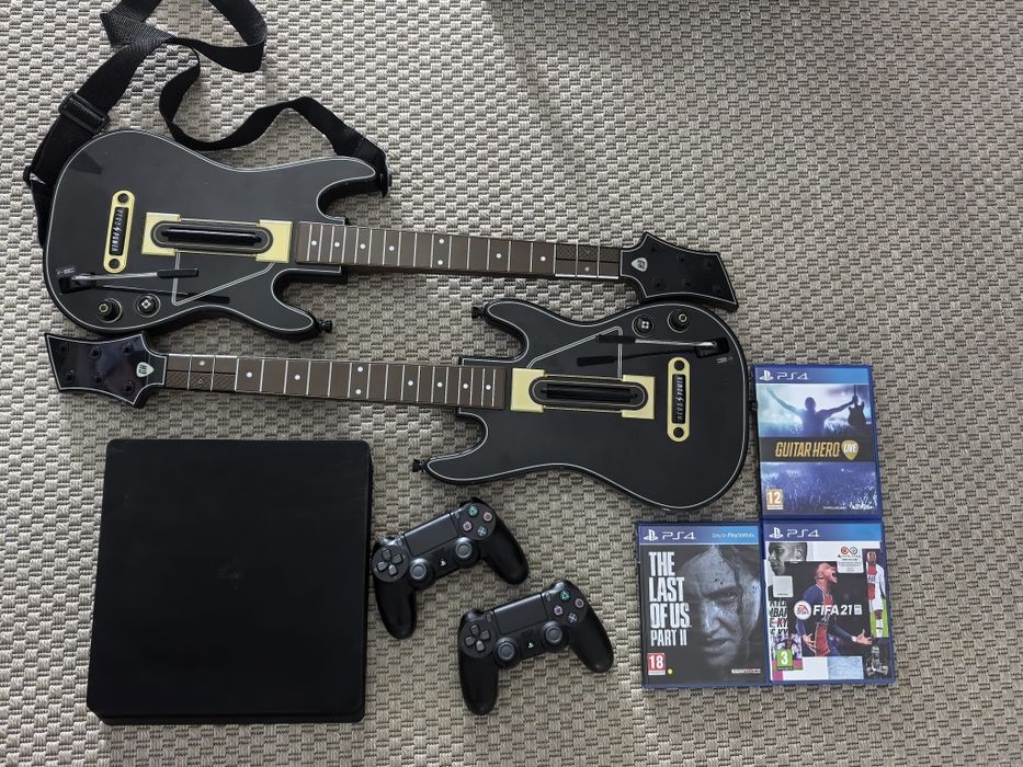 Pachet PS4 Slim 500GB + Guitar Hero + 2 controlere + jocuri