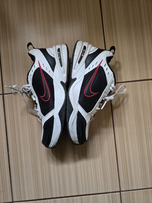 Nike Air Monarch IV