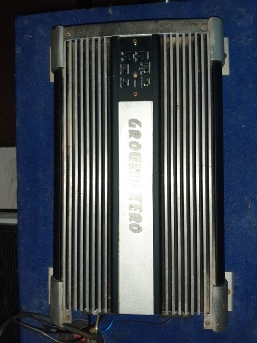 Amplificator auto ground zero și incinta ptr difuzoare de 28 cm