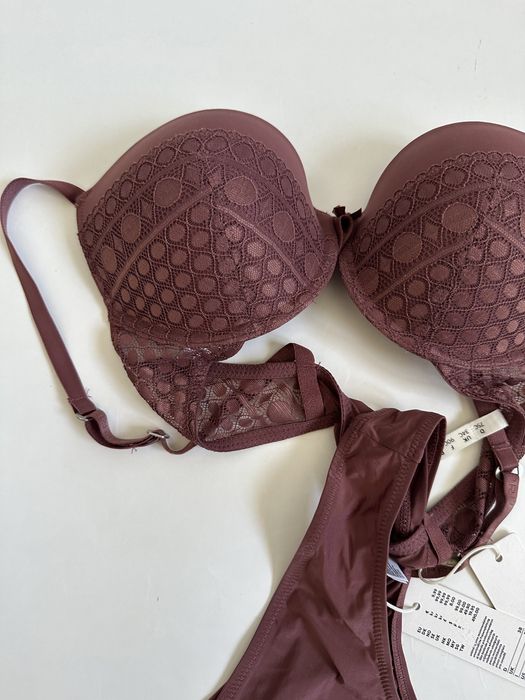 Lenjerie intimă Esprit (75C/M) nou,eticheta