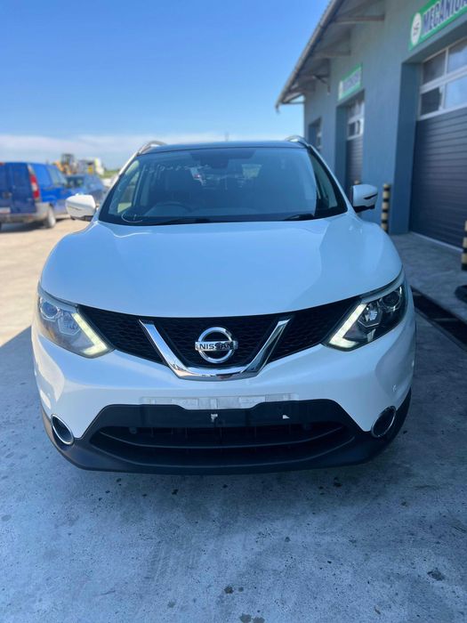 Bara fata Nissan Qashqai J11 1.6 DCI R9M 4WD si alte piese