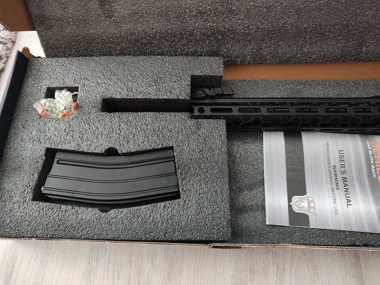 Replica airsoft MC6591M GBBR Golden Eagle.
