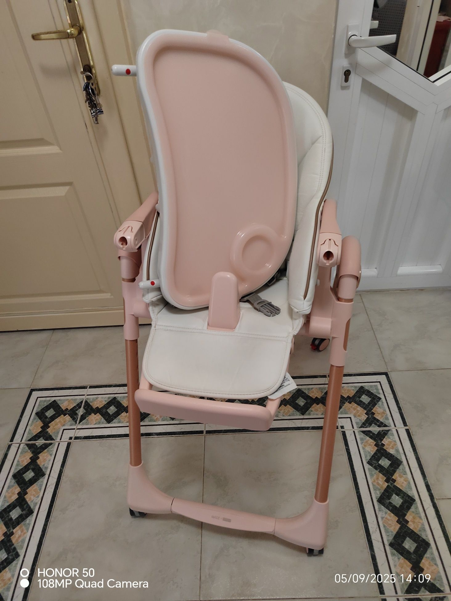 Столче за хранене peg perego follow me
