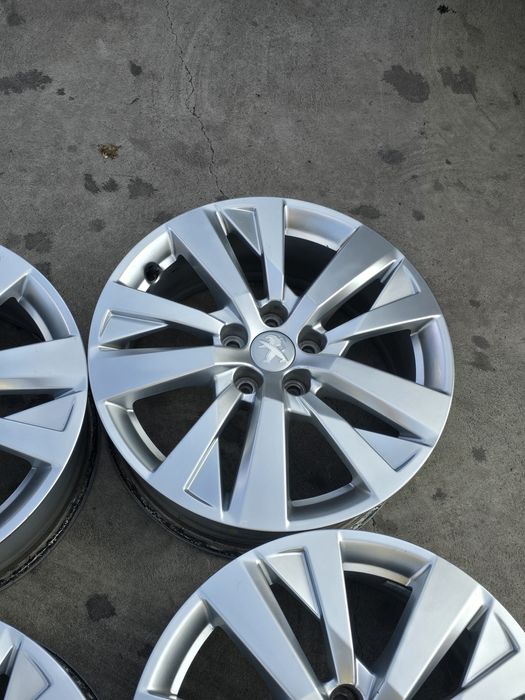 Джанти 17 / 5х108 - Peugeot 3008 и др. 5x108