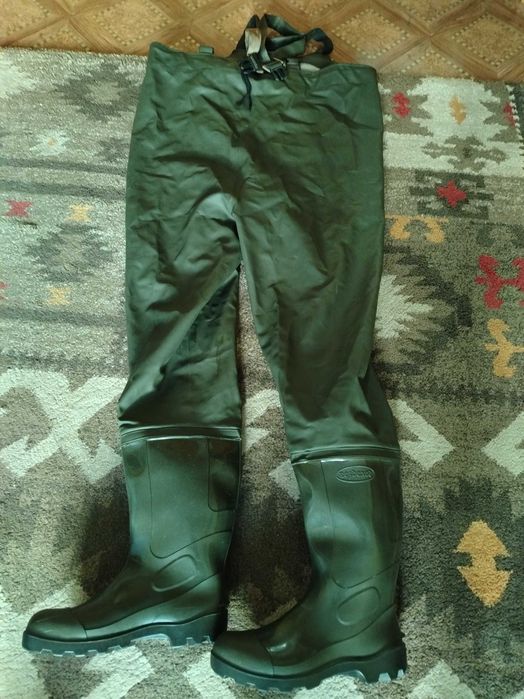 Сапоги резиновые  (для рыбалки)