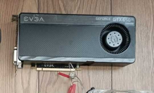 Placa video EVGA Gtx 650 TI