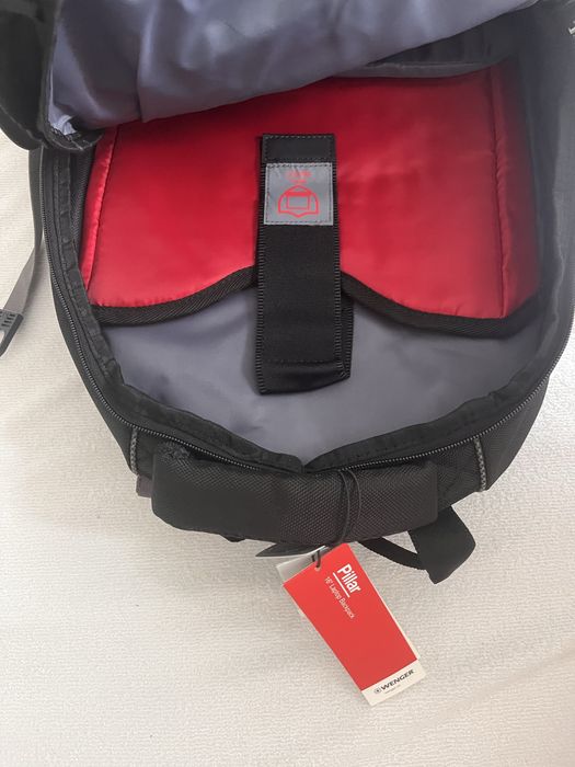 [нова] Раница за лаптоп Wenger Pillar 16” от Victorinox