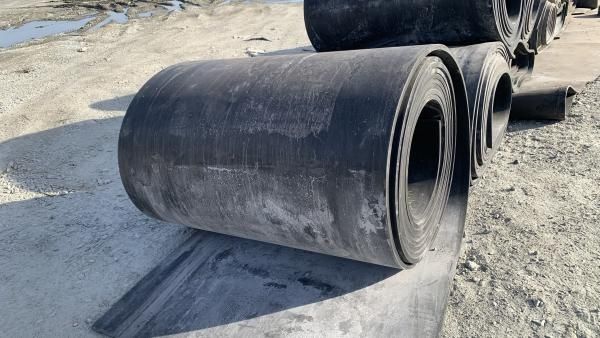 Лента конвеерная ширина 1метр хорошее состояние резина рулоны