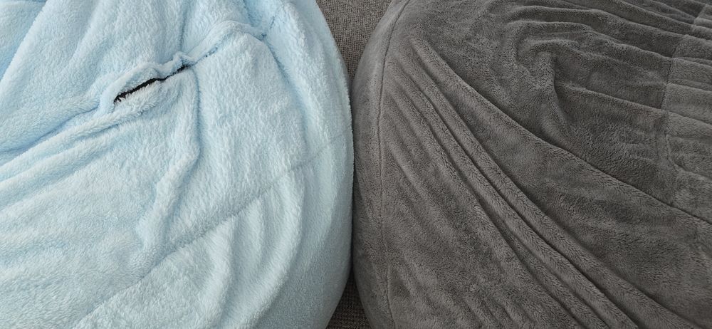 Canapea moale cu husa catifea,tip pat 180×90,noua cu bilute polistiren