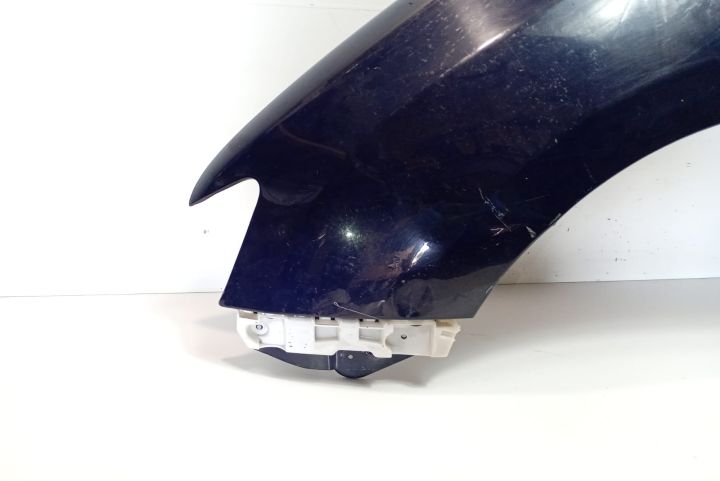 Aripa stanga Dacia Logan a 2-a generatie