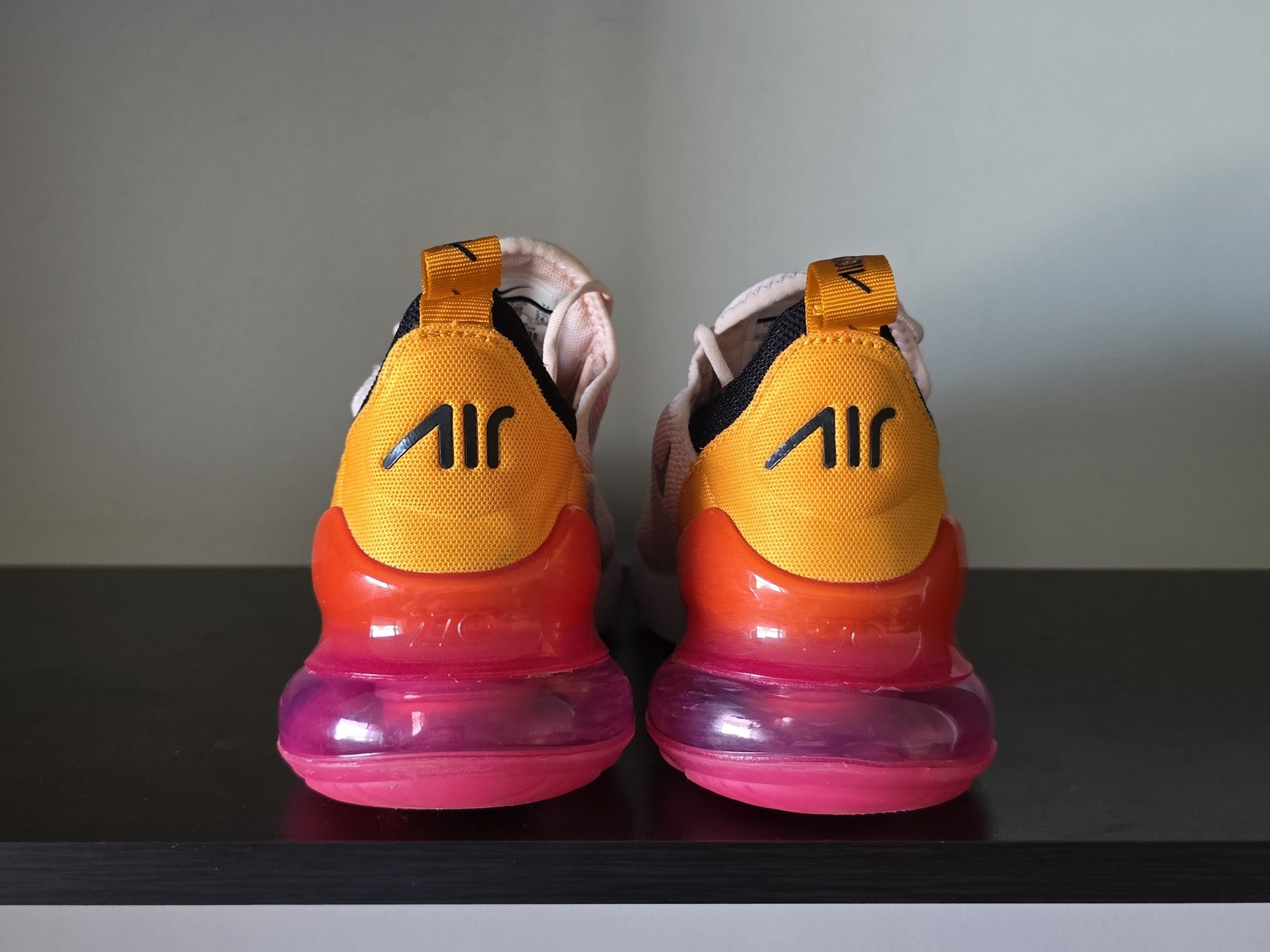 Nike Air Max 270/ 38номер 24см Стелка Като нови