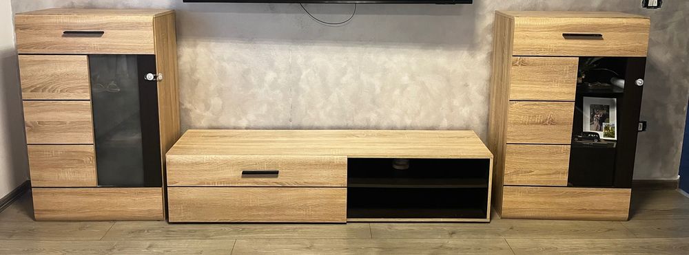 Vând mobilă living