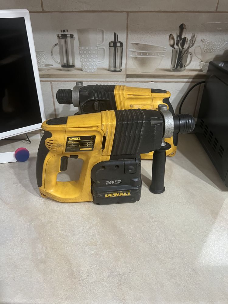 Ciocan Rotopercutor DeWalt pe baterie