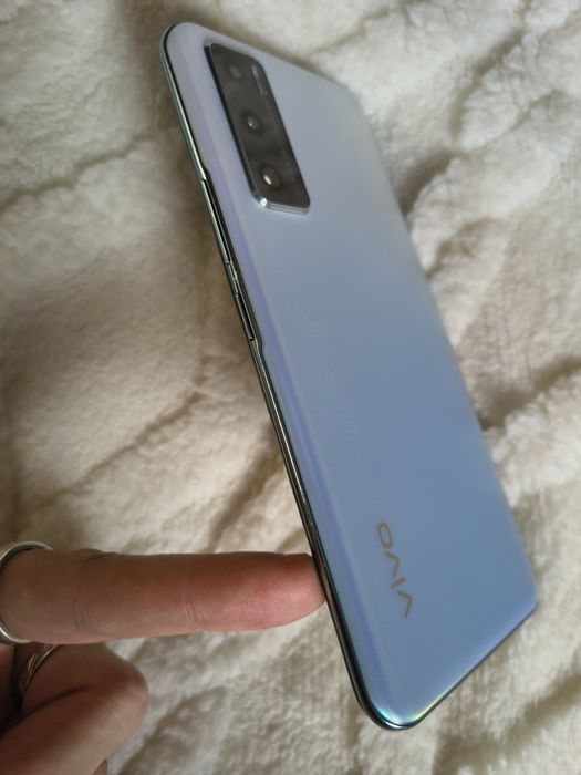 Telefon Vivo Y70 - 128 GB (Oxygen Blue)