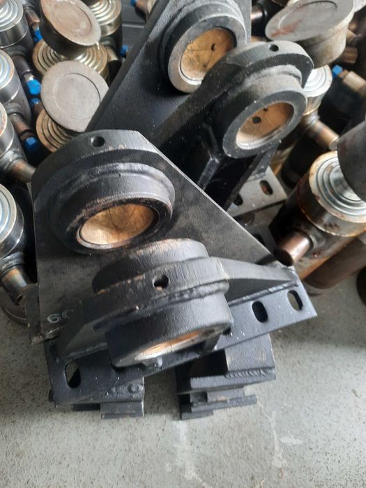 Suporti fixare cilindru basculare semiremorca ,camion kit  basculare