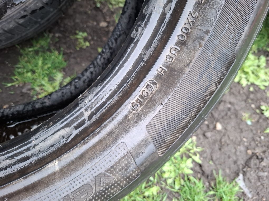 Vand 1 sau 2 anvelope 225 55 18 hankook de vara bune
