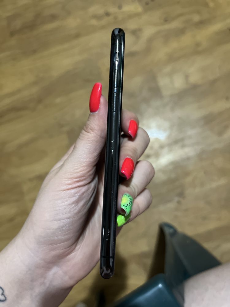 Iphone xs 64 GB - black