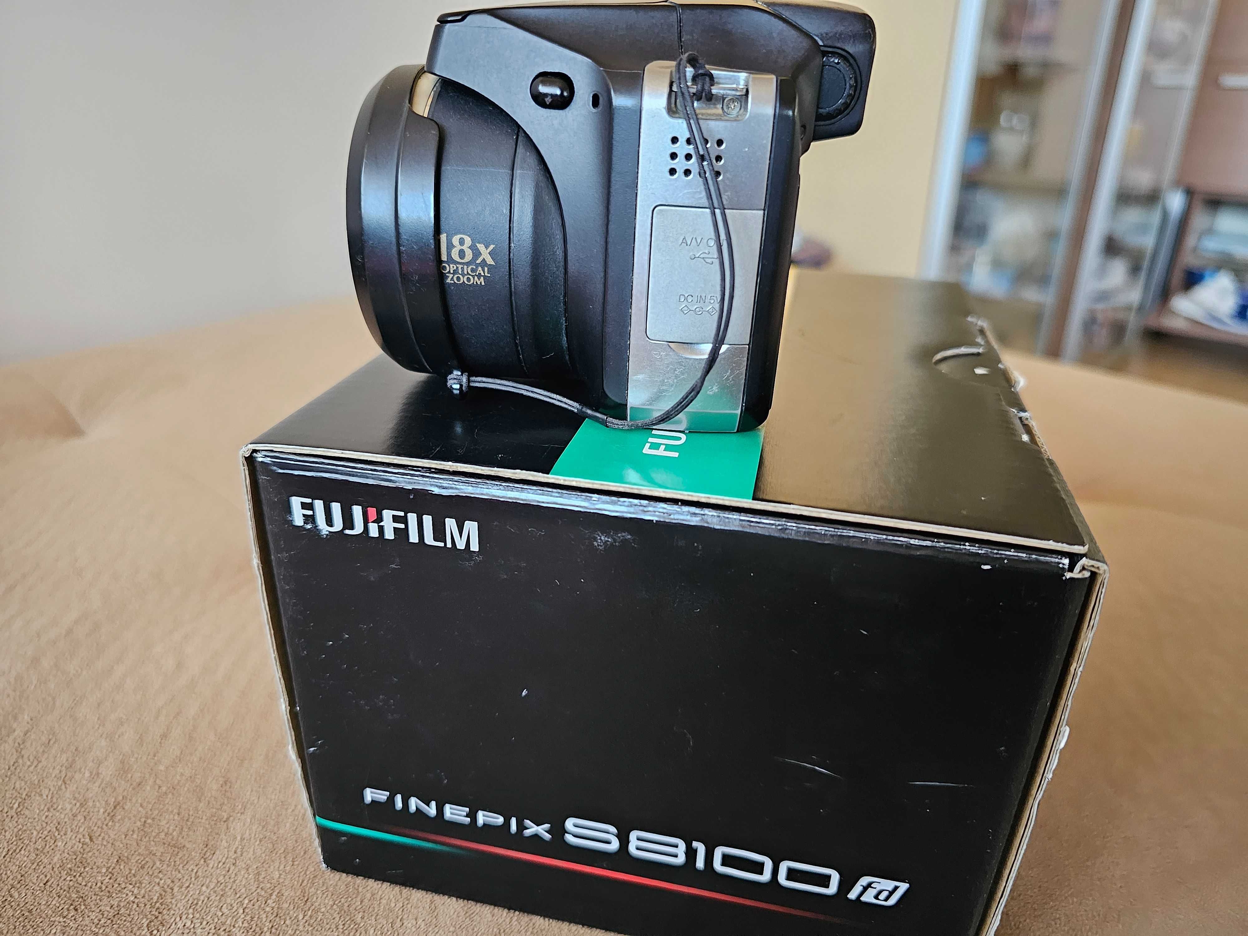FUJI FILM S8100 fd -фотоапарат