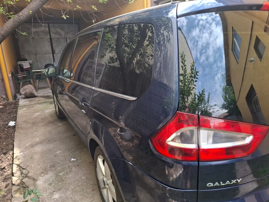 Ford Galaxy titanium 2010