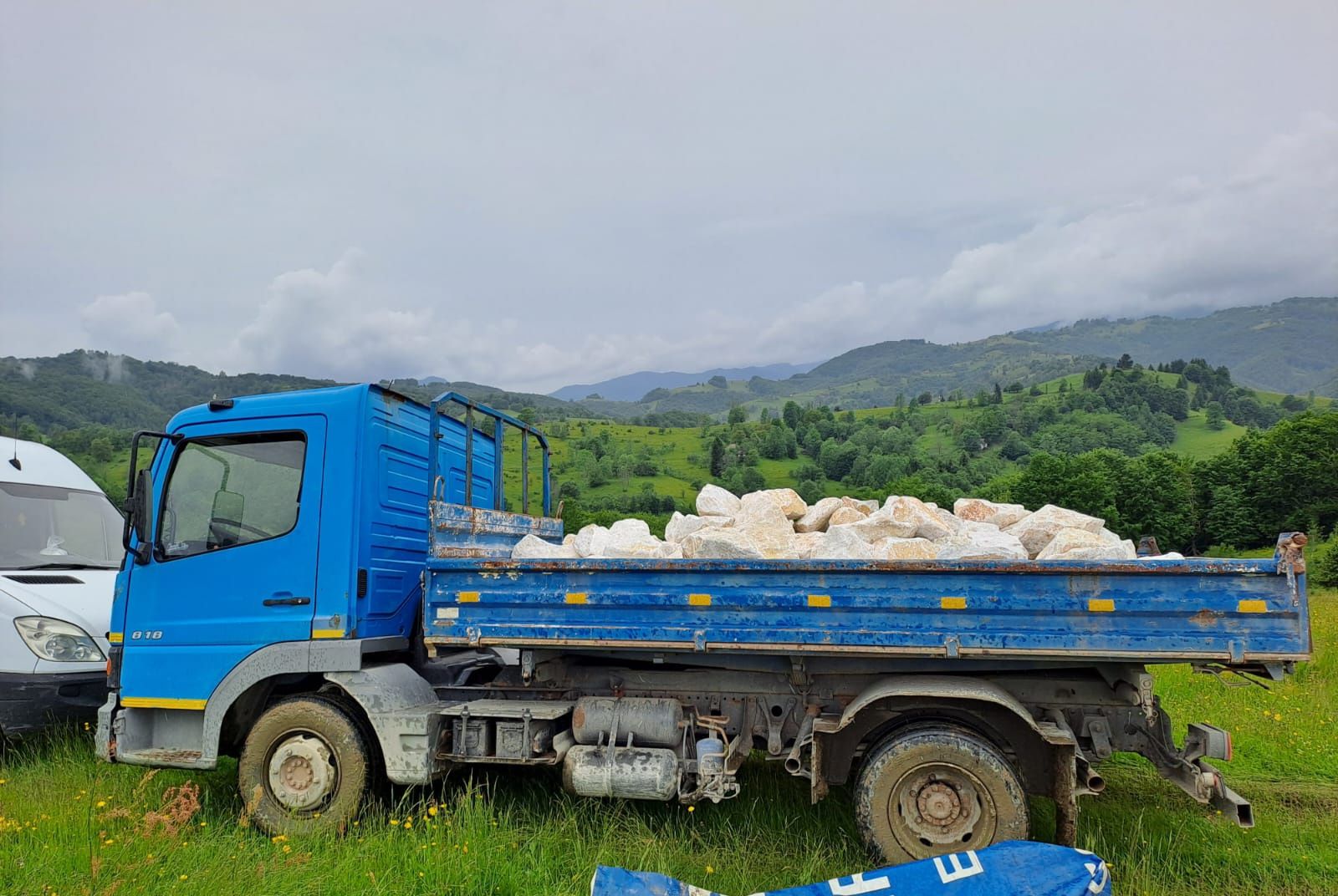 Vand nisip, sort, amestec, piatra fundatie, piatra concasata