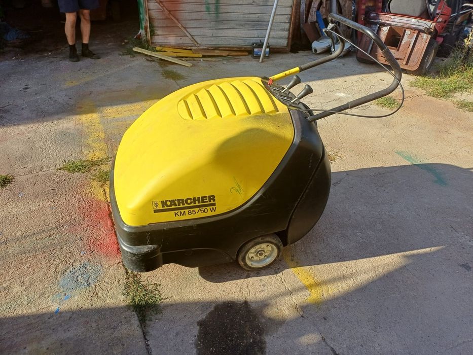 Karcher matura  hale curti mari