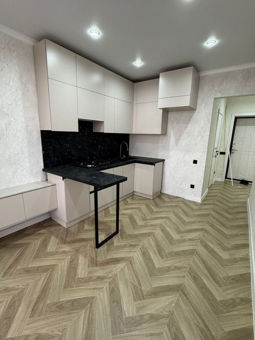 Продаётся 1 комн 10 мкрн 19,5млн