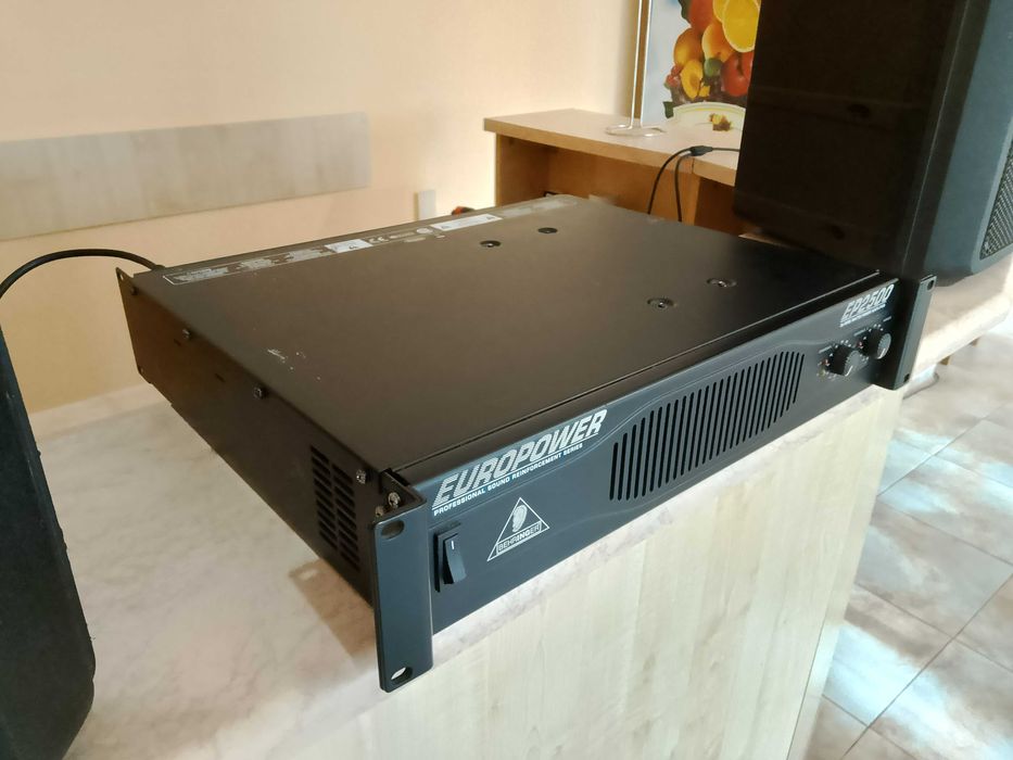 Професионален усилвател (крайно стъпало) Behringer Europower EP2500