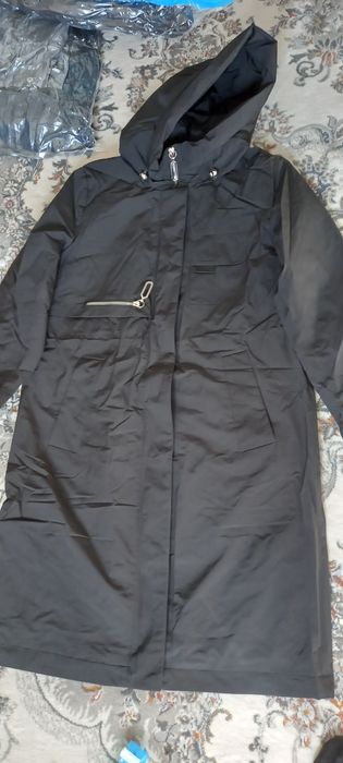 Продам парка размер 46 новый. Продам парка размер 46 новый.