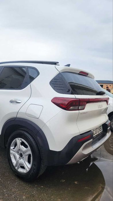 Kia Sonet 2 pozitsiya AT