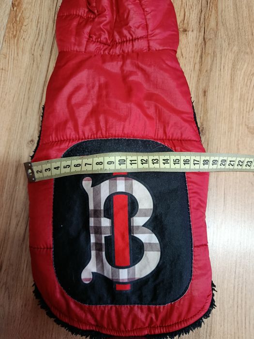 Яке за малко куче