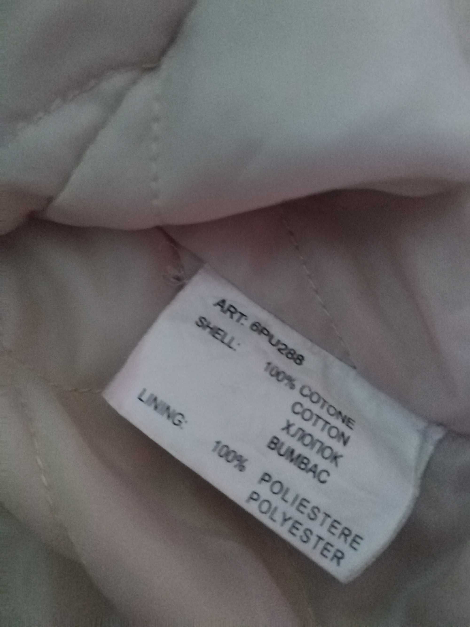 Jacheta/geaca primavara, cu blanita. Firma Flo&Jo. Corespunde marime L