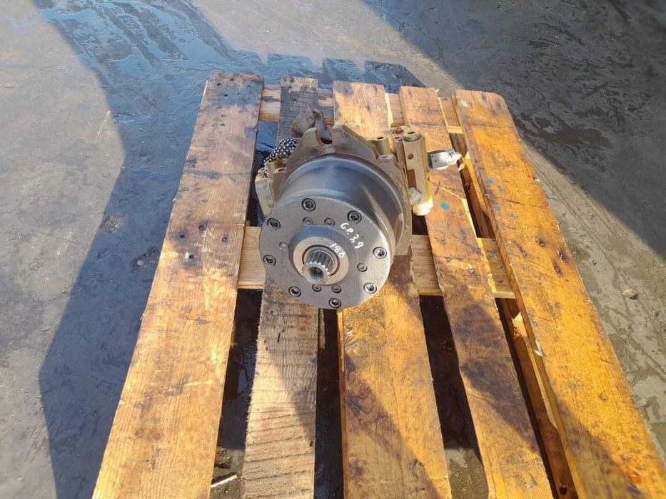 Hidromotor Linde BMV-135 pentru buldozer Liebherr PR722