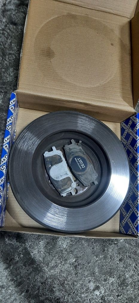 Тормозные диски на Lexus rx 330-350