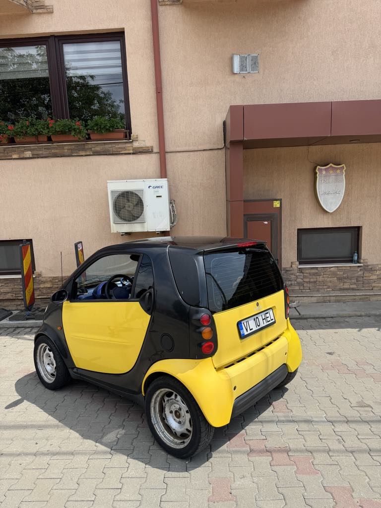 Smart fortwo 600 benzina automat