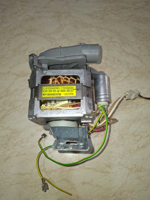 Pompă recirculare apa, mașina de spălat vase Beko