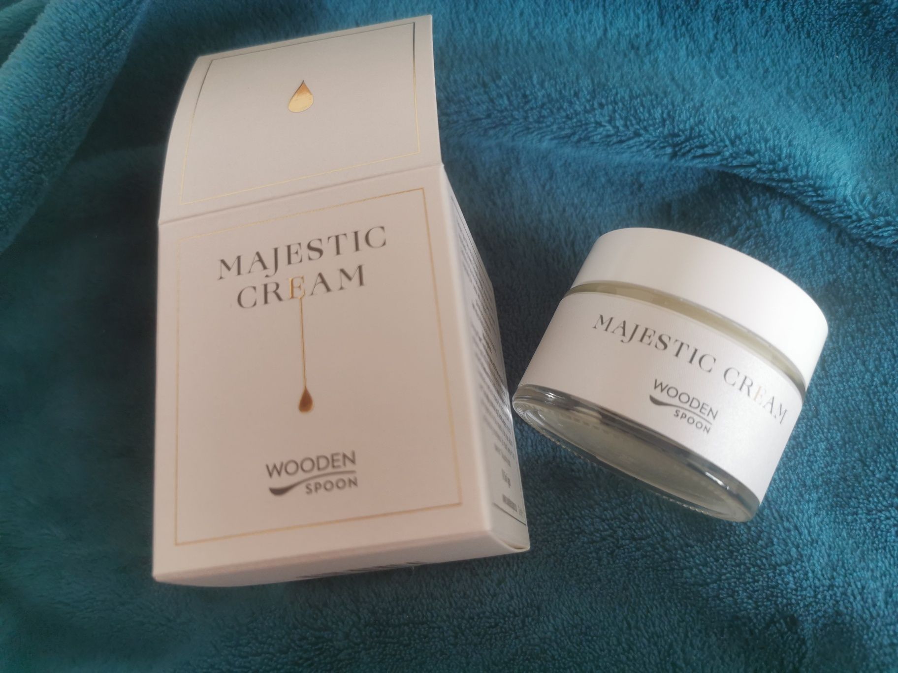 Majestic cream wooden spoon крем за лице