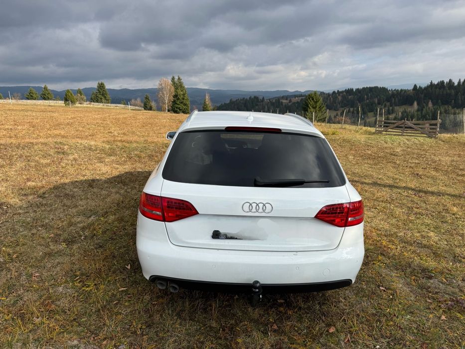 Vand /schimb cu suv Audi a4 b8 avant in stare foarte buna cu audi q5