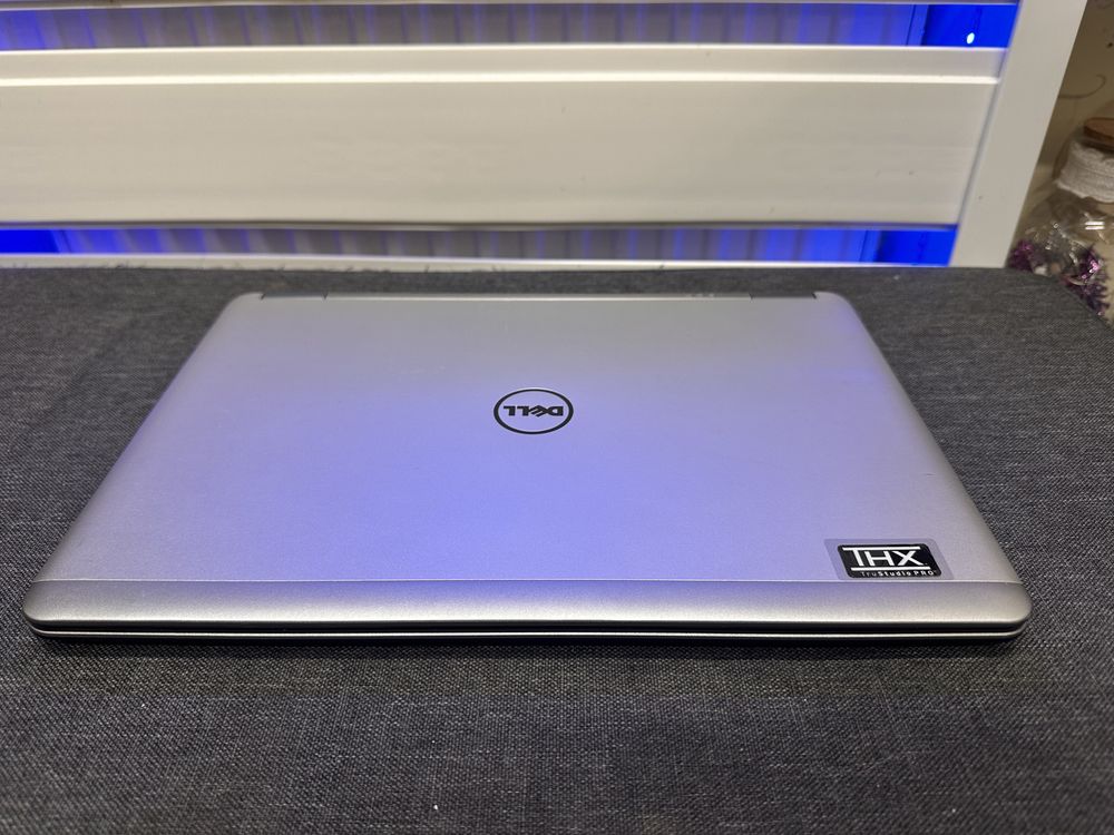 Laptop UltraBook Dell. Intel i5-Ram 8gb-SSD 256gb-Celullar