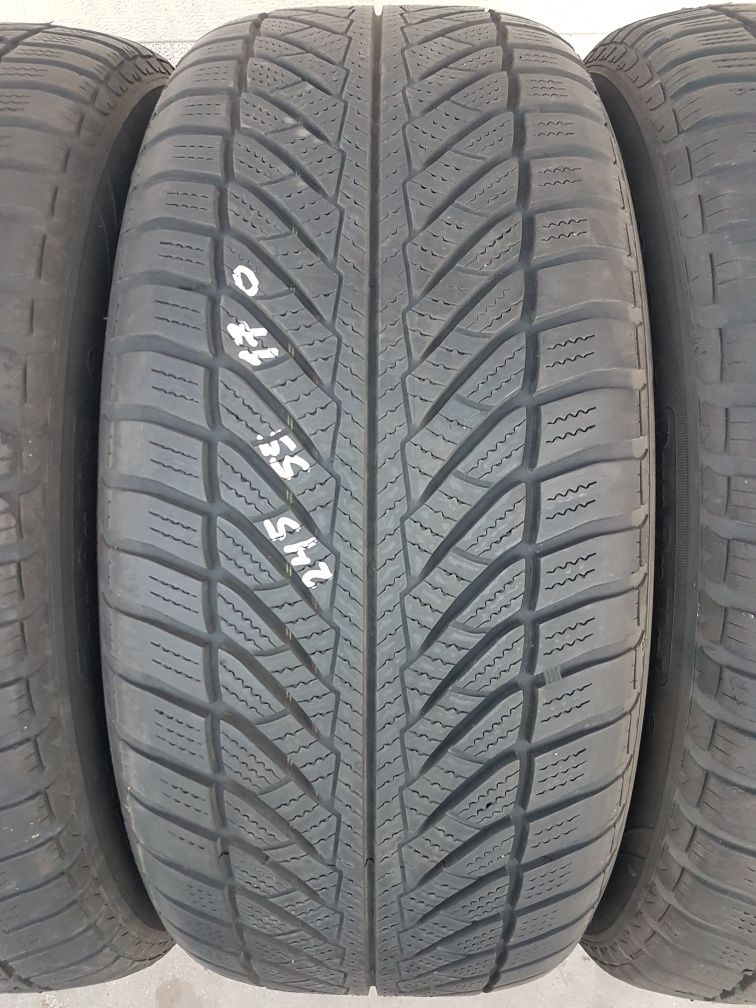 Зимни гуми 4 броя GOODYEAR UltraGrip Performance 245 55 R17 дот 4608