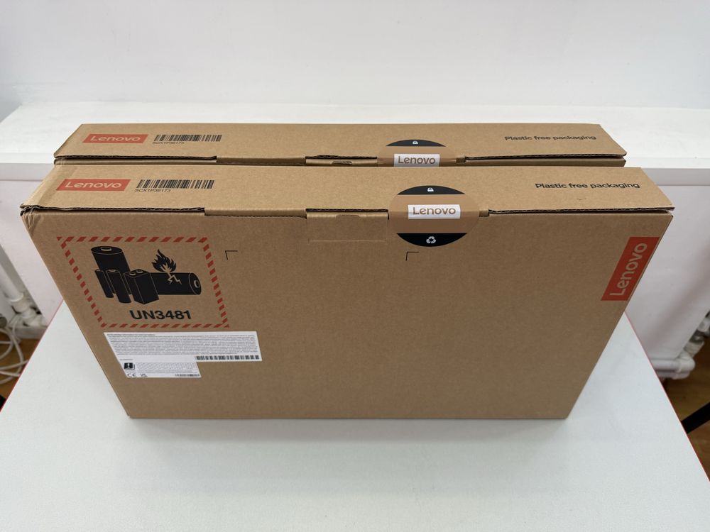 Laptop Lenovo Slim7 14Q8X9, 14,5”, 3K, X Elite 12 Core, 32GB, 1TB SSD