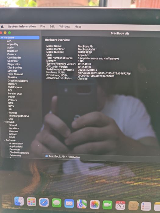 Лаптоп Macbook Air M1 256GB / 8GB RAM / 97% battery - 53 cycles