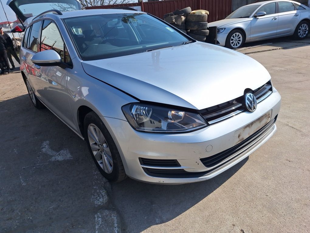 Dezmembram Vw Golf 7 breack 1.6 tdi cod Clh cutie manuala 5+1 Mww