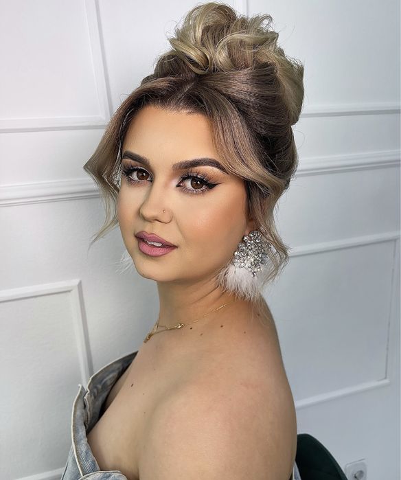 Makeup si coafat profesional