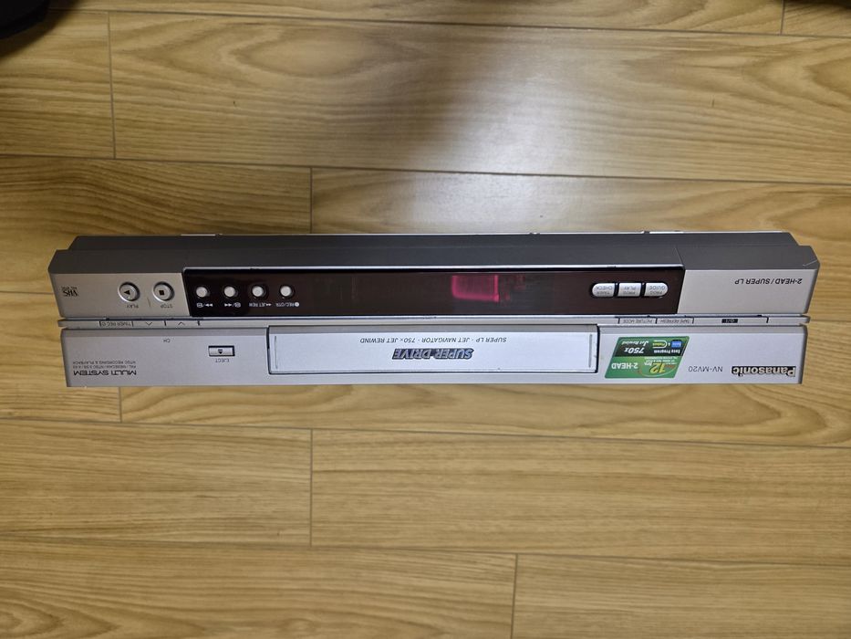 VCR Panasonic NV-MV20