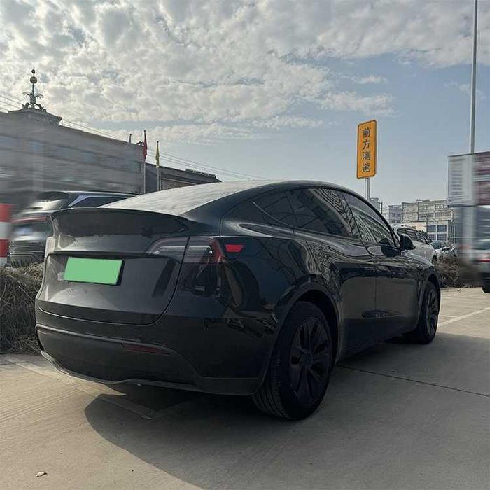 Eleron Portbagaj Slim Lip Codita Tesla Model Y, Negru Lucios, ABS