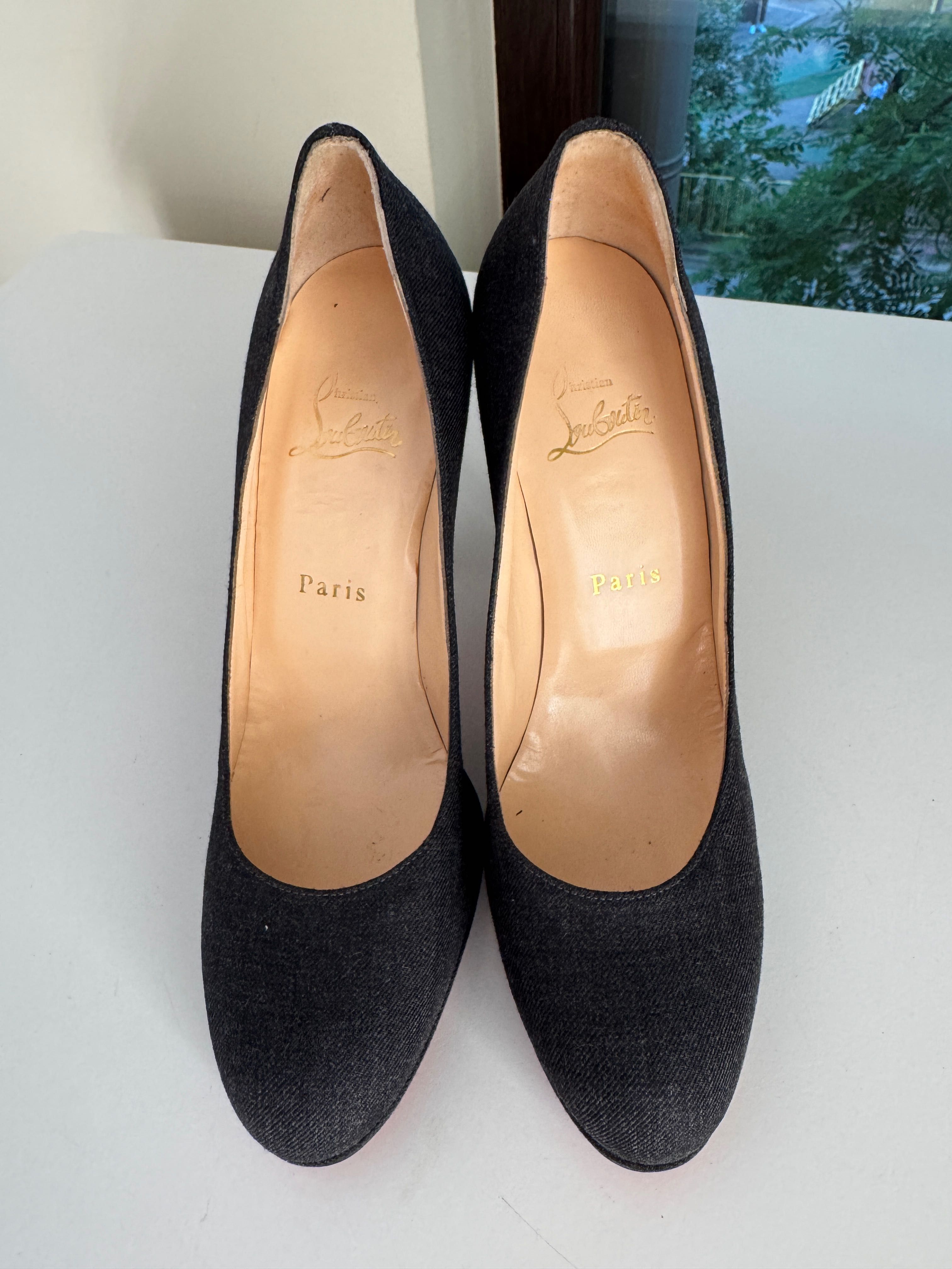 Christian Louboutin ток, 38-размер, оригинални